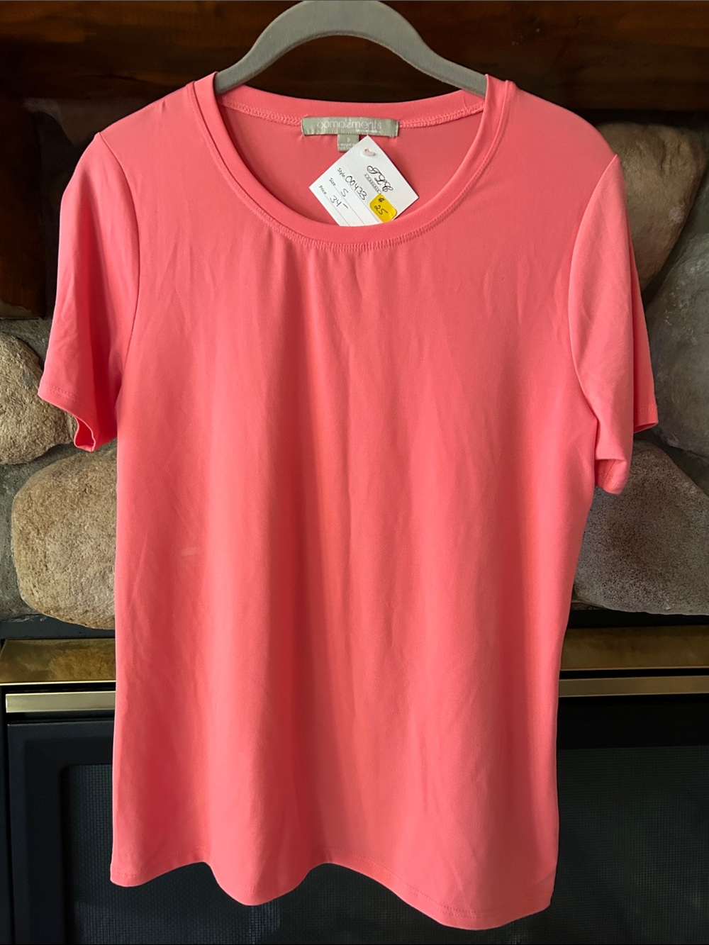 Compliments Women’s Coral Crewneck Short Sleeve Athletic Tee, Size S, NWT